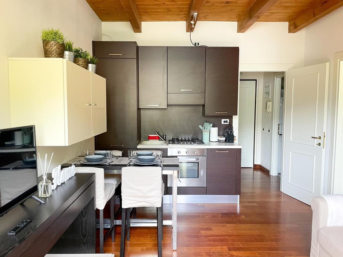 Regina Di Laglio - Free Parking, Garden, Lake View Ngoại thất bức ảnh